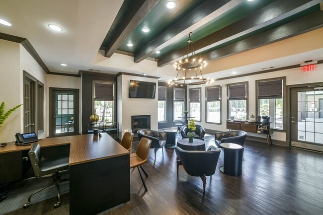 Building Photo - Parc 1346