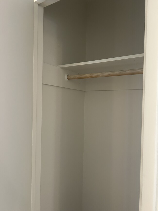 Building Photo - 3000 Jade Way