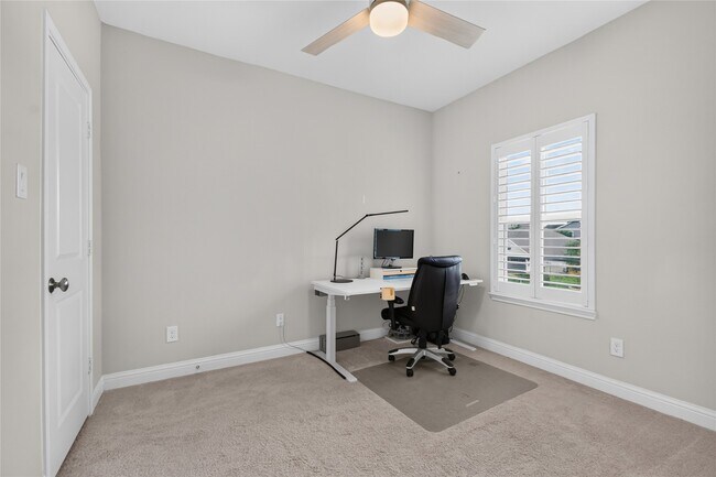 Building Photo - 2524 Hagerman Ct