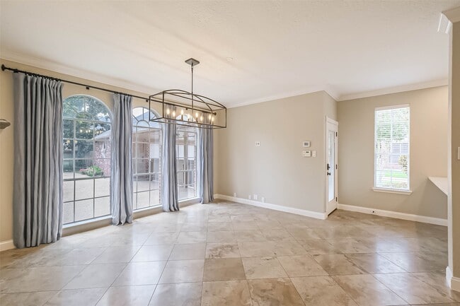 Building Photo - 3314 Winding Lake Way