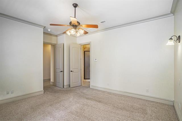 Building Photo - 7713 Lakeview Cir
