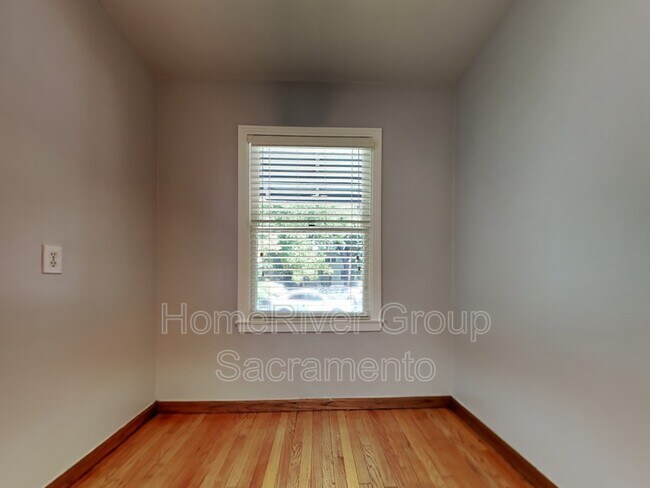 Building Photo - 2600 28th St