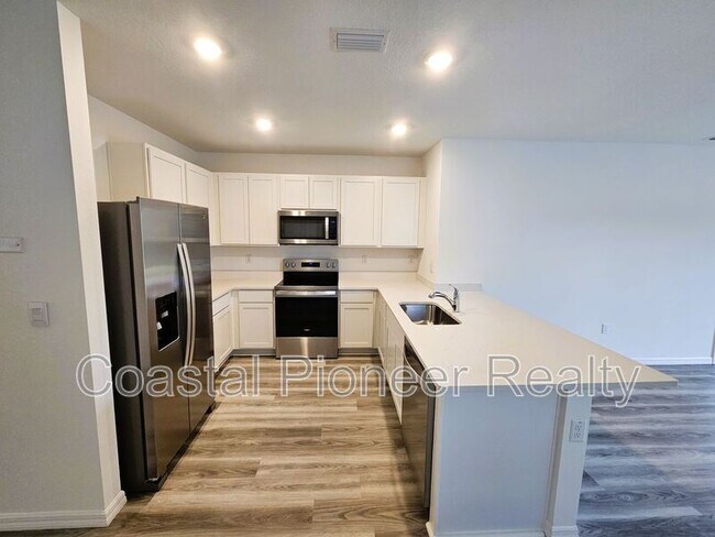 Building Photo - 32520 Weathered Oak Dr