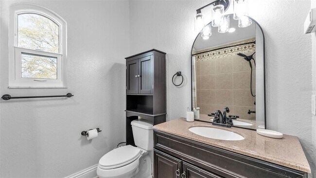 Building Photo - 109 Van Fleet Ct