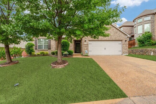Primary Photo - 612 Excalibur Dr