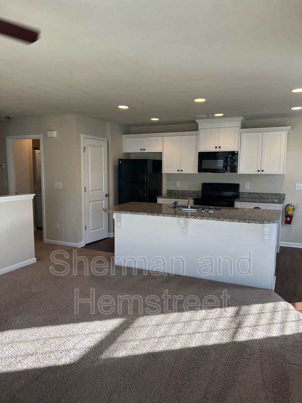 Building Photo - 608 Joiner Cir