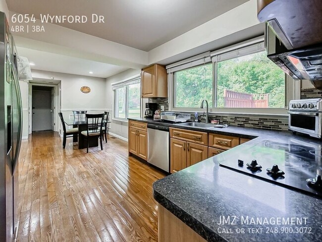 Building Photo - 6054 Wynford Dr