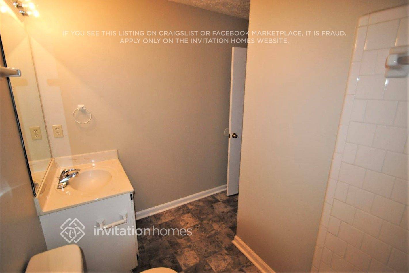 Building Photo - 1210 Opal Cir