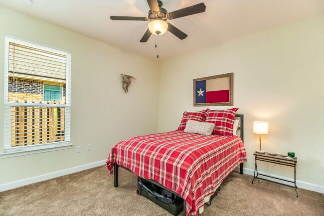 Building Photo - Beautiful 3BR / 2BA Home – Built 2019 – Fort Walton Beach