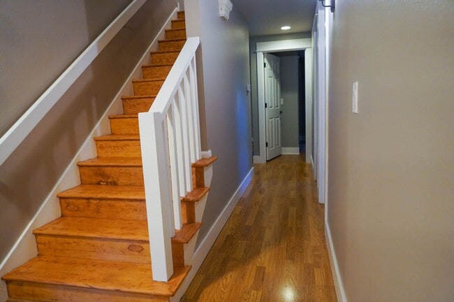 Building Photo - Beautiful 3 Bedroom Home in Wilsonville