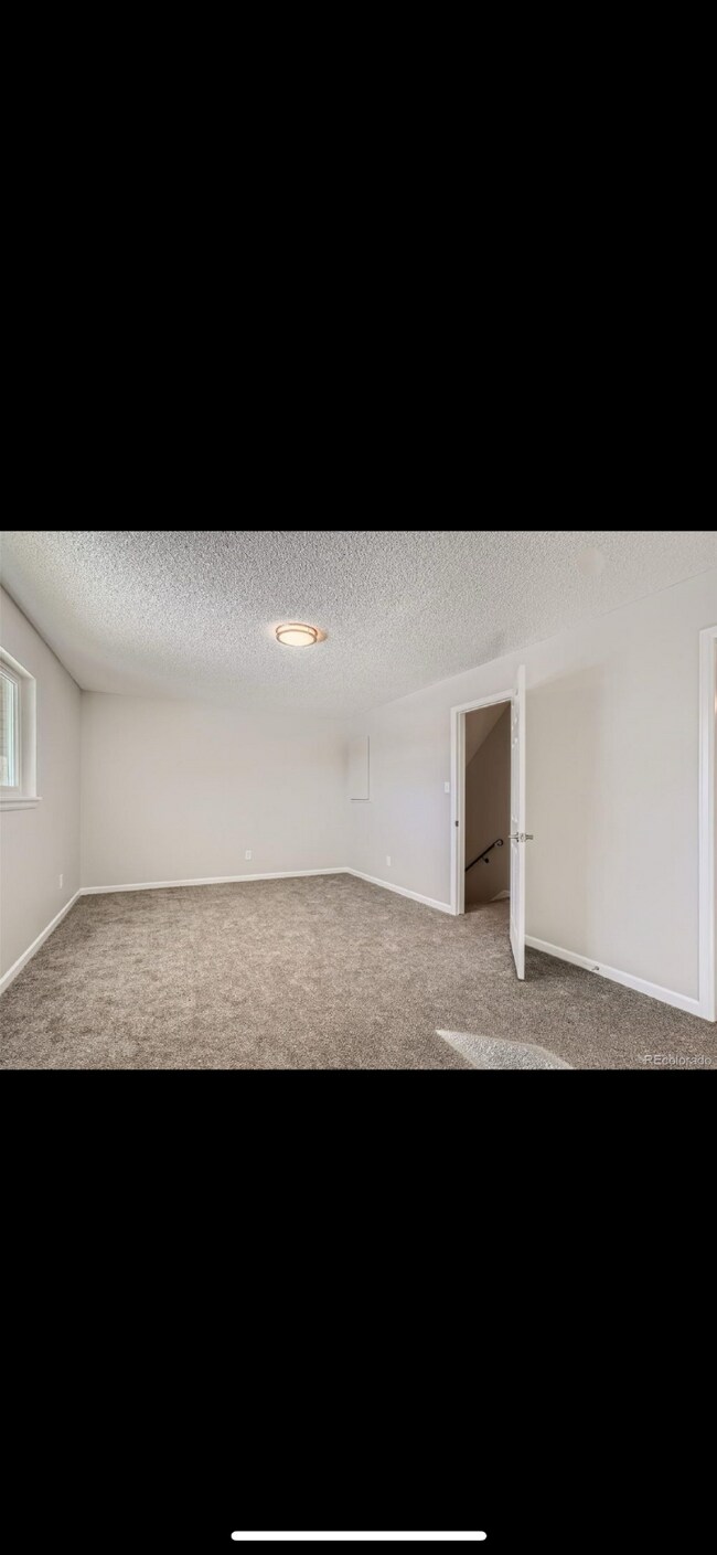 Building Photo - 1046 W 88th Ave