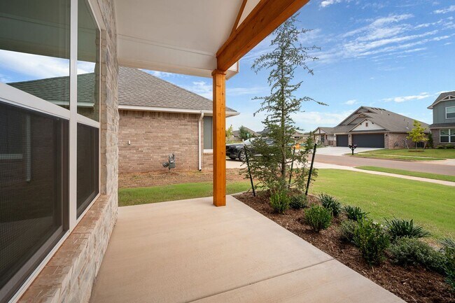 Building Photo - 4909 Misty Wood Ln