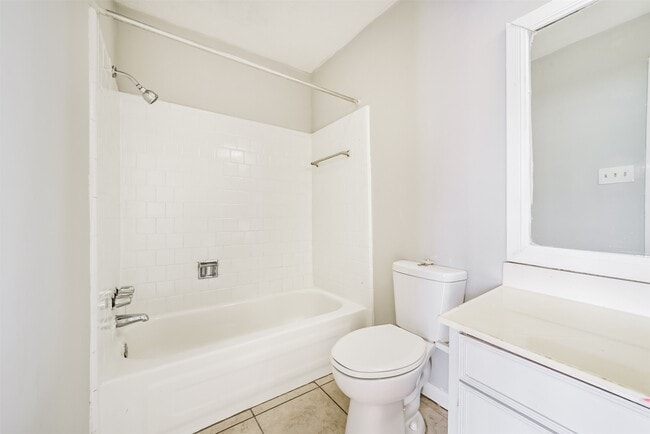 Building Photo - 7059 Chasewood Dr