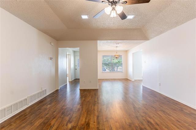 Building Photo - 1638 Brown Trail