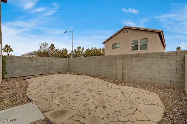 Building Photo - 3968 N Moon Tango St