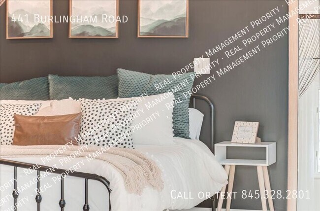 Building Photo - 441 Burlingham Rd