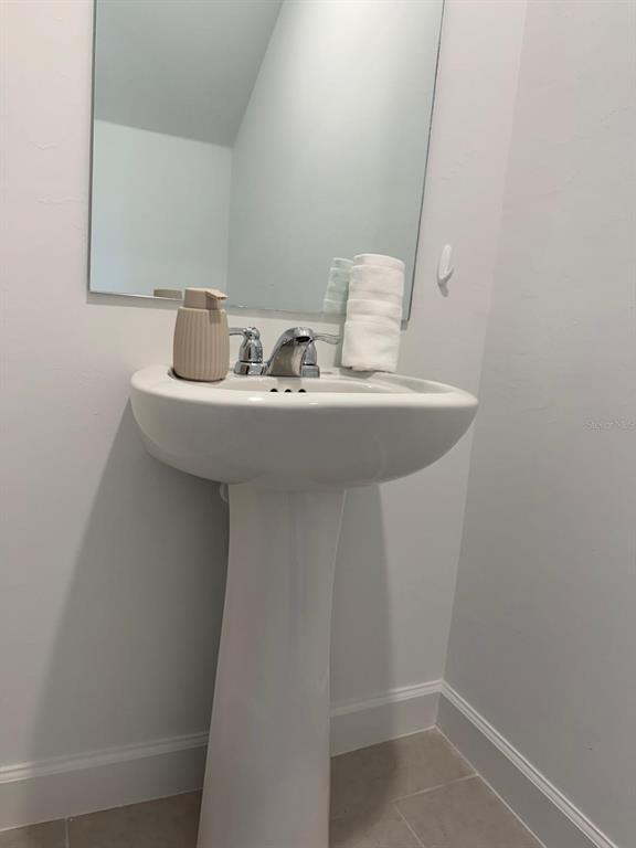 Building Photo - 7111 E Pine Pkwy