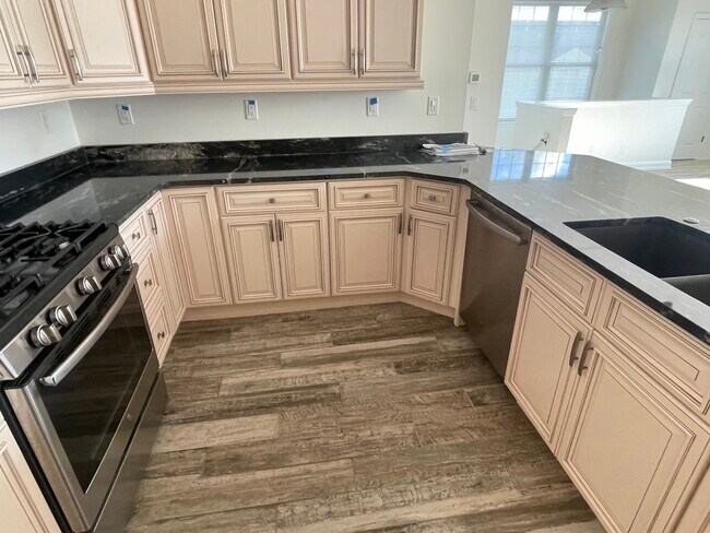 Building Photo - 228 Adams Pointe Blvd