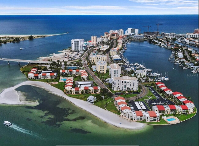 Building Photo - 868 Bayway Blvd