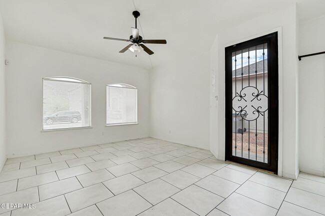 Building Photo - 14232 Charles Pollock Ave