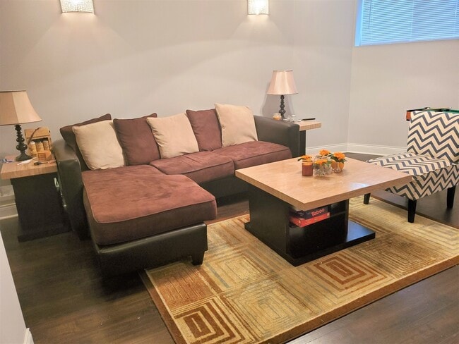 Building Photo - 4518 S King Dr