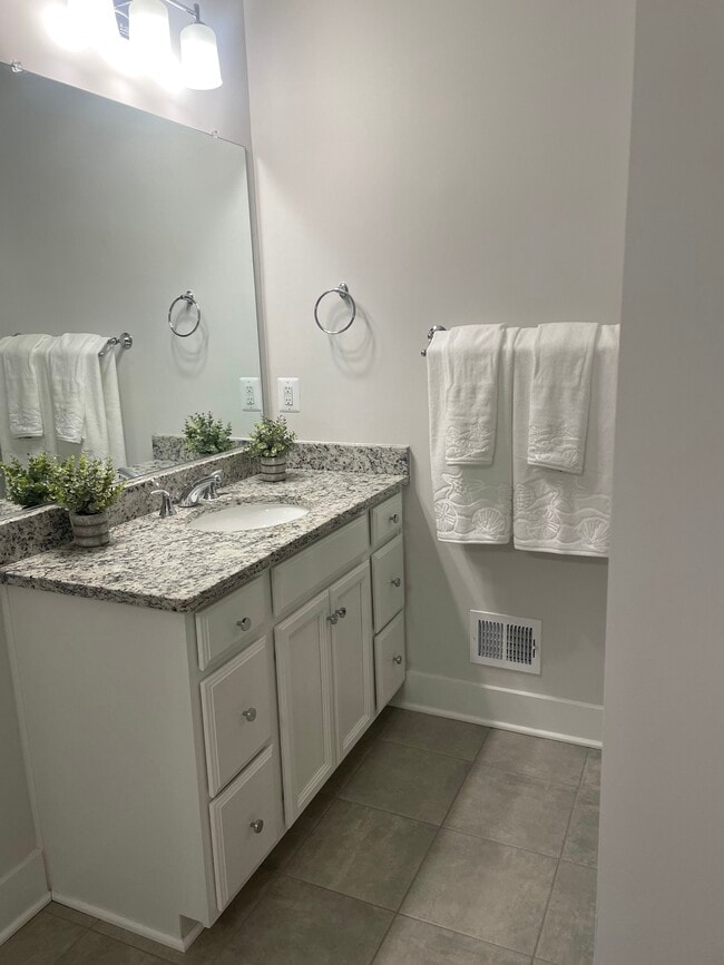 Building Photo - 526 Greybull Walk