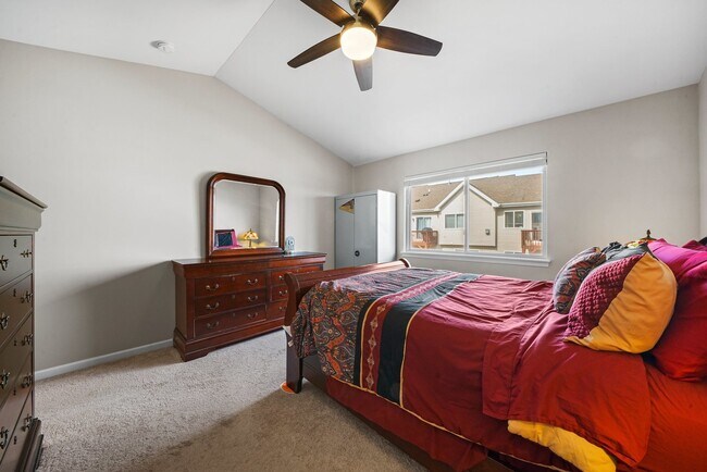 Building Photo - 2933 Saganashkee Ln