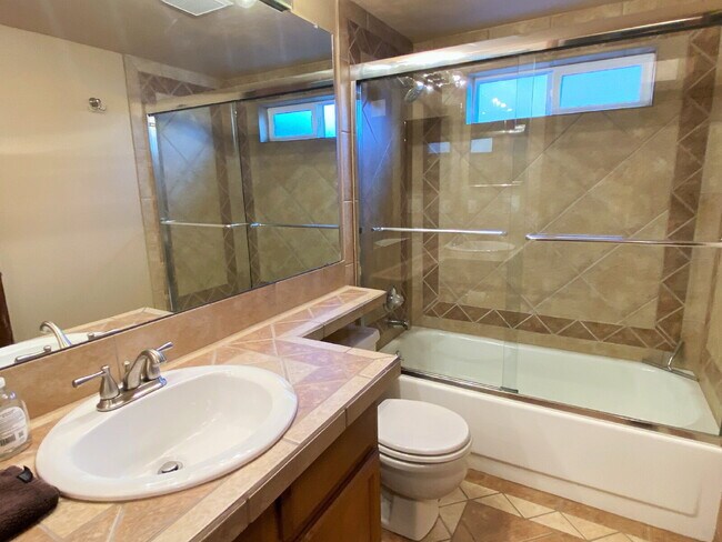 Building Photo - Wonderful 2 Bedroom and Loft on Large Lot and Backs to Open Space!