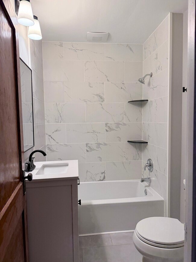 Building Photo - 34 Bakerdale Rd