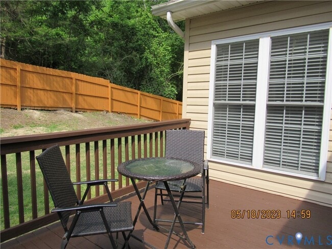 Building Photo - 429 Nottingham Dr