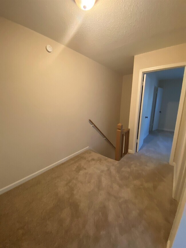 Building Photo - 3701 Donovan Dr