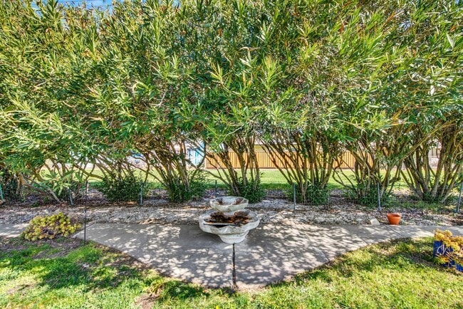 Building Photo - 162 Isle Royale Cir