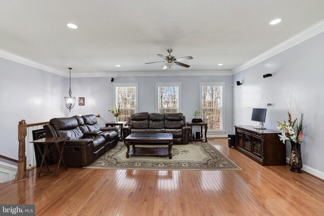 Building Photo - 43583 White Cap Terrace