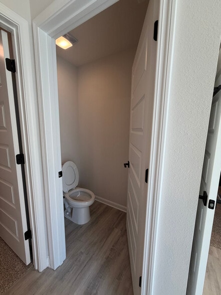 Building Photo - 5136 Rivergrass Dr