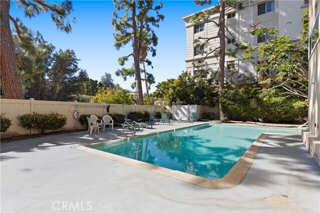 Building Photo - 11138 Aqua Vista St