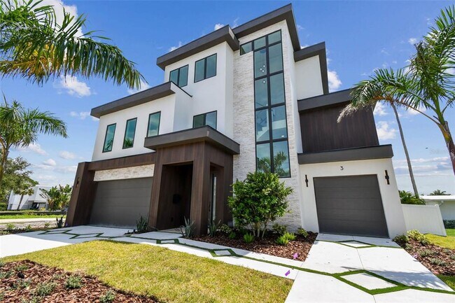 Building Photo - 3 Treasure Ln