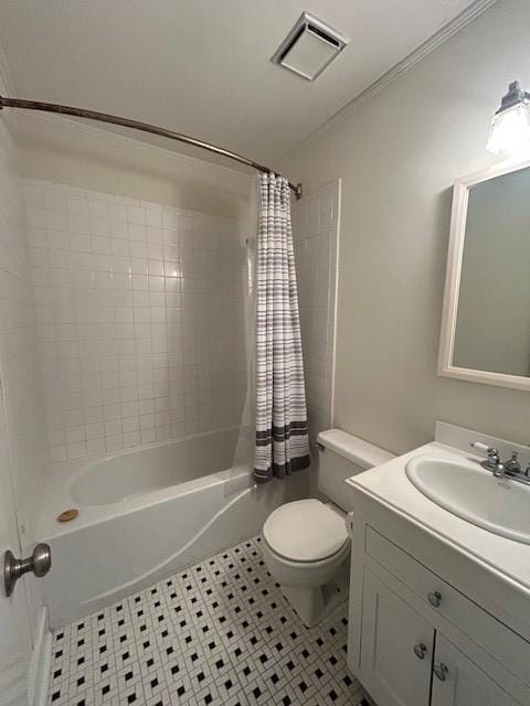 Building Photo - 217 Pine St