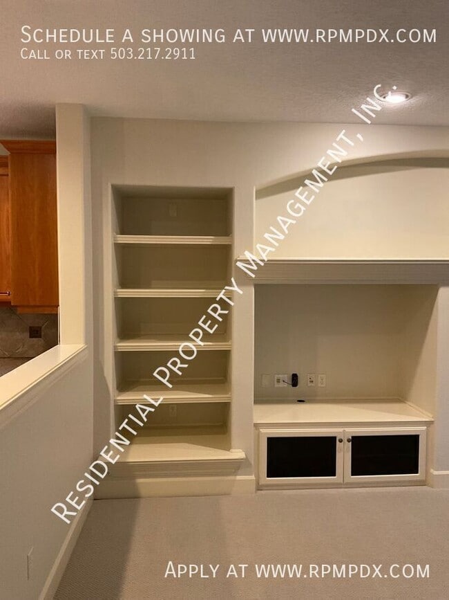 Building Photo - 18278 SW Santoro Dr