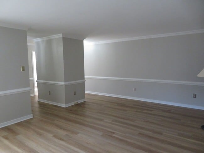 Building Photo - Petersburg Virginia