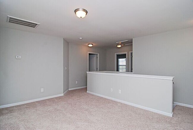 Building Photo - 421 Hosea Ct