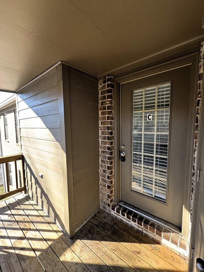 Building Photo - Available For Immediate Move-In!