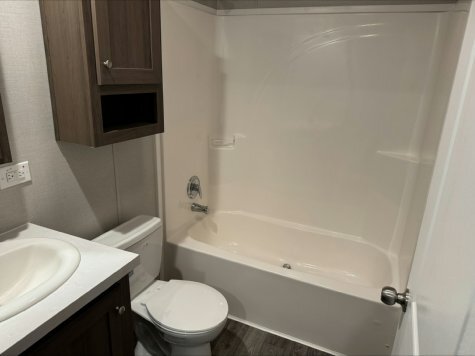 Building Photo - 2429 E Birch Dr