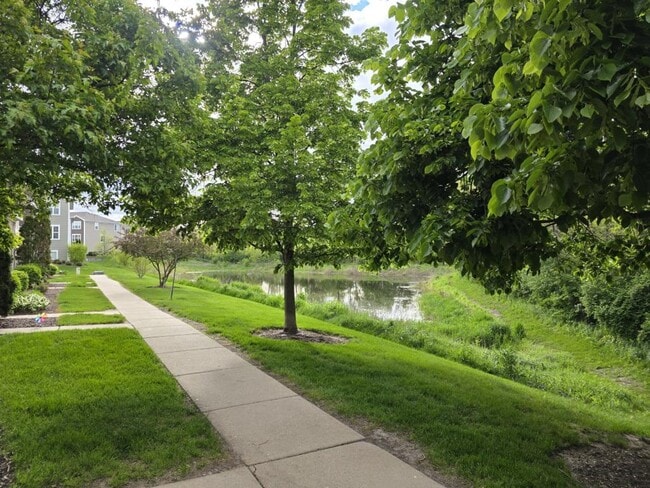 Building Photo - 2250 Aurora Dr