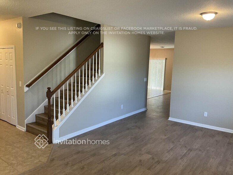 Building Photo - 195 N Aberdeenshire Dr