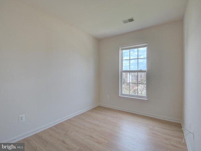 Building Photo - 13013 Cordelia Ct