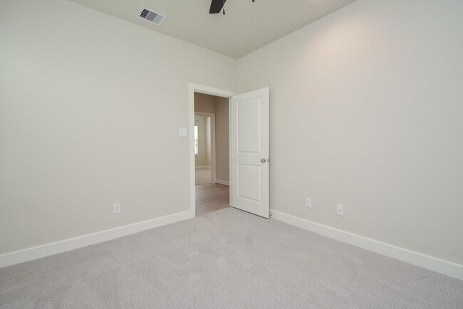 Building Photo - 5914 Jasper Jones Wy