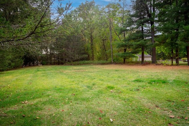 Building Photo - 93 Bailey Rd