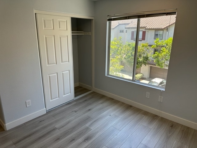 Building Photo - 10266 Wateridge Cir