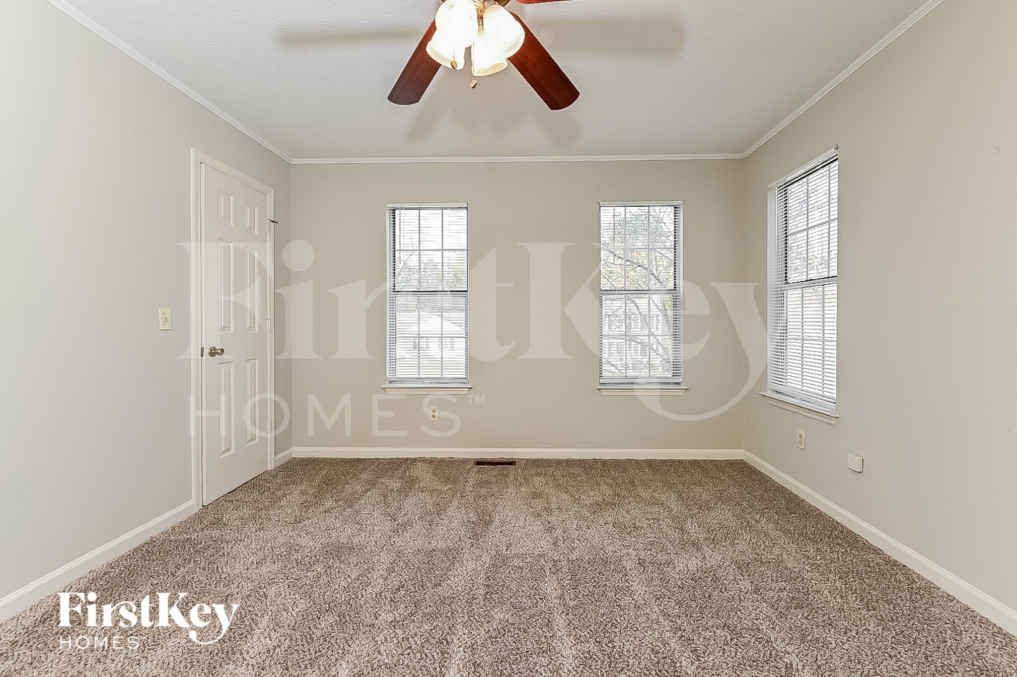 Building Photo - 6256 Valdez Dr