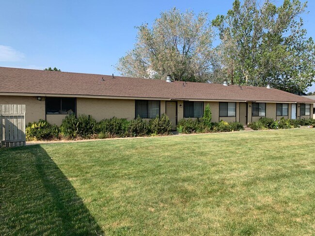 Building Photo - Wilson1011 (CWP)